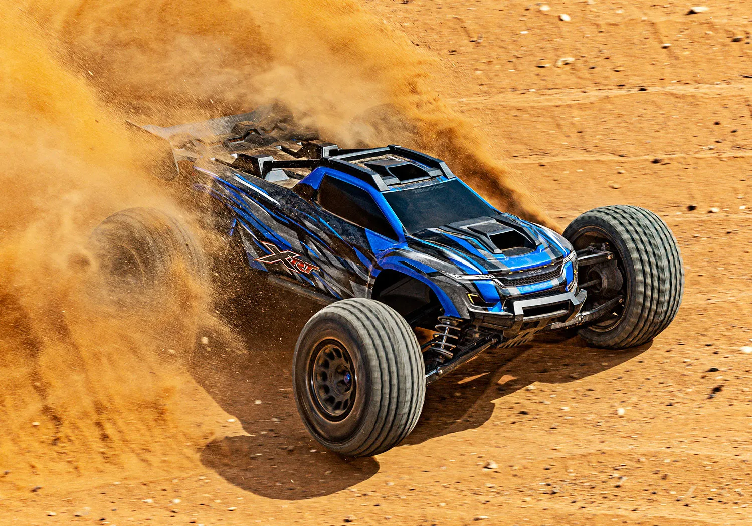 78086-4  XRT Brushless Electric Race Truck Blue