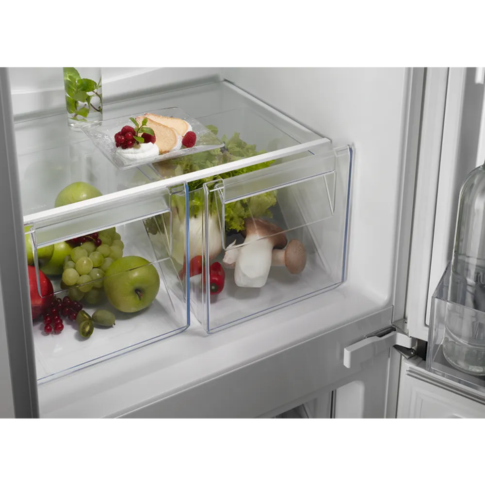 AEG OSC6N181ES Integrated Frost Free Fridge Freezer White