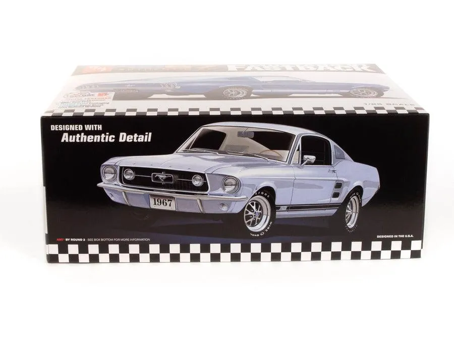 AMT 1967 Ford Mustang GT Fastback 1/25 Model Kit